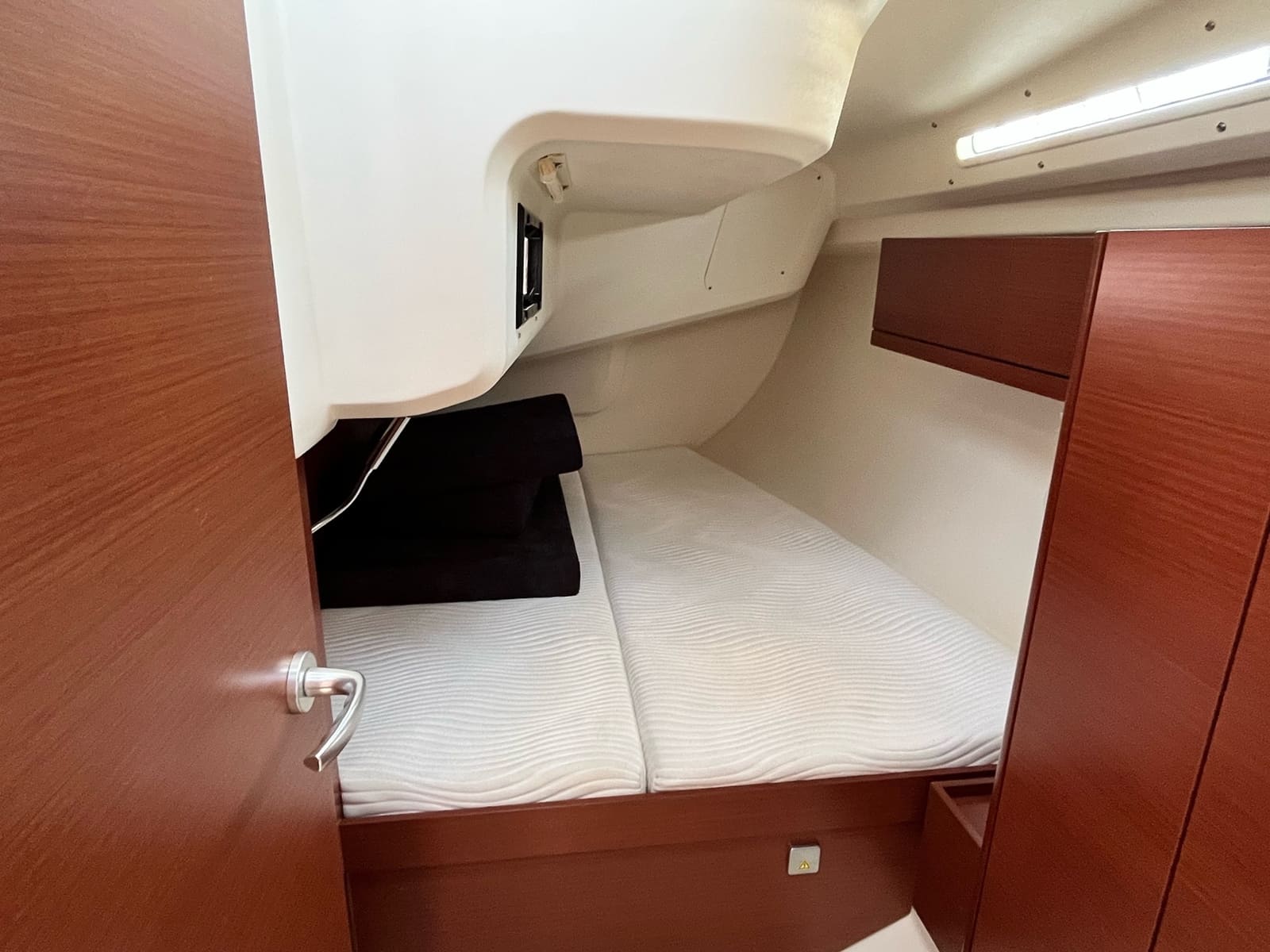 hanse-418-anyma-cab1