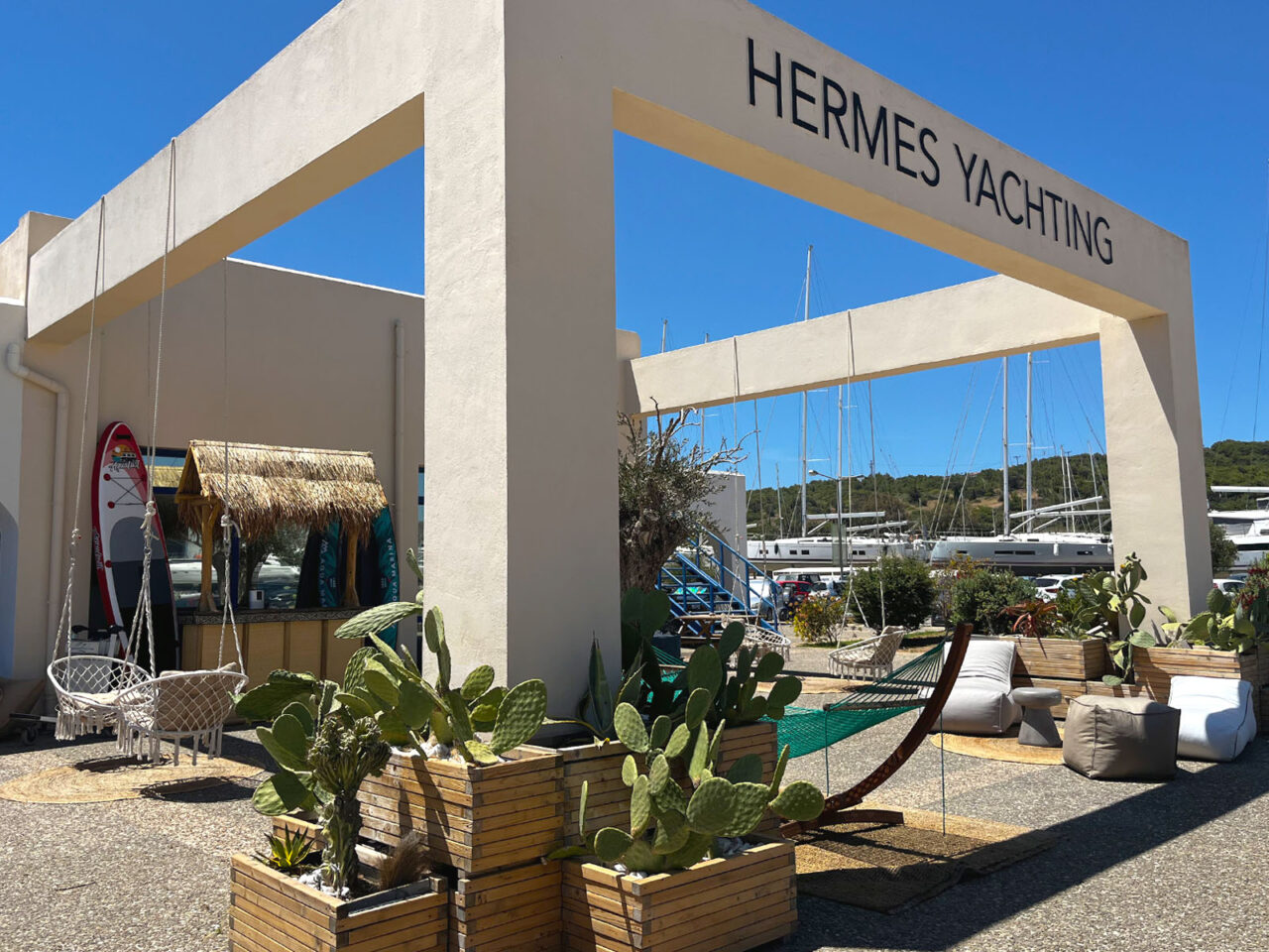 Hermes Yachting Lavrion Office 1
