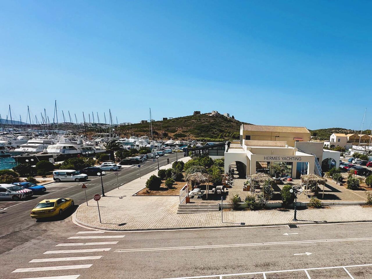 Hermes Yachting Lavrion Office 10