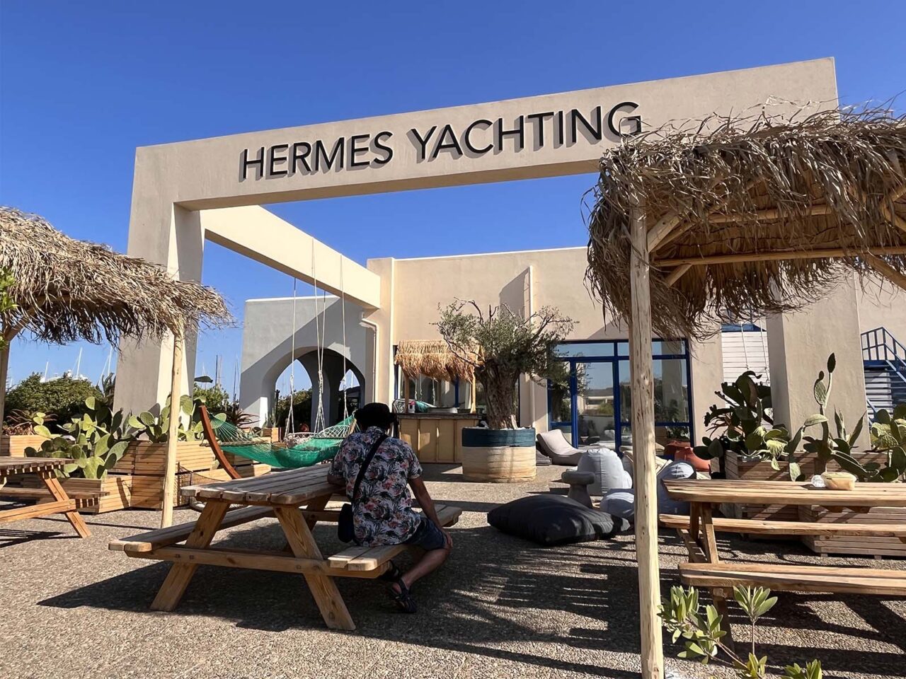 Hermes Yachting Lavrion Office