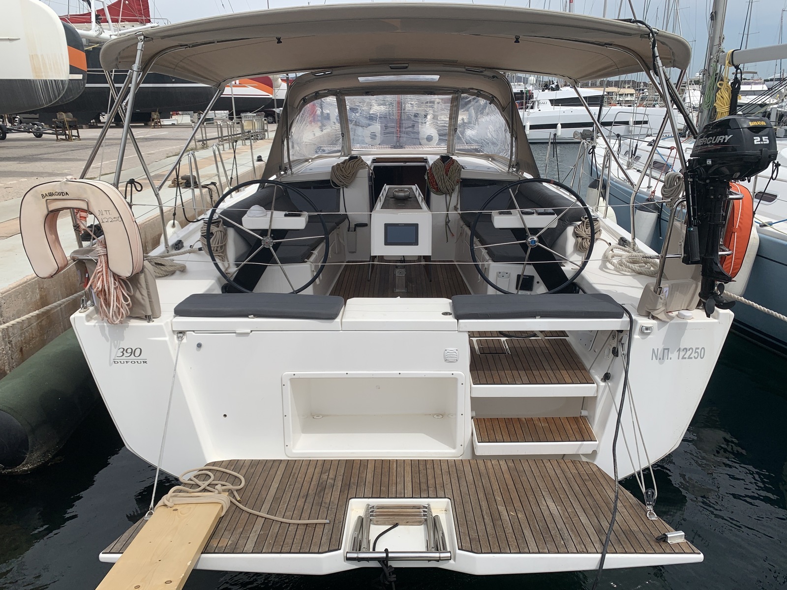 dufour-390-barracuda-ext-1