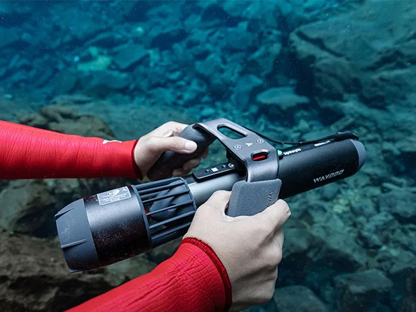 https://hermesyachting.com/wp-content/uploads/2026/02/supnado-seascooter.jpg