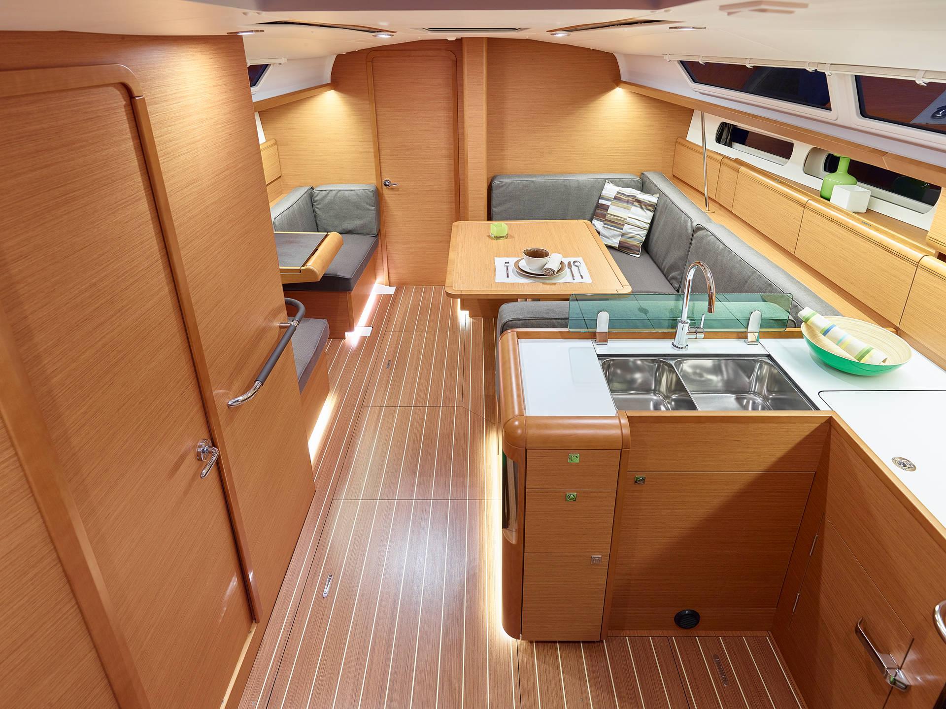 Sun Odyssey 419-interior-1