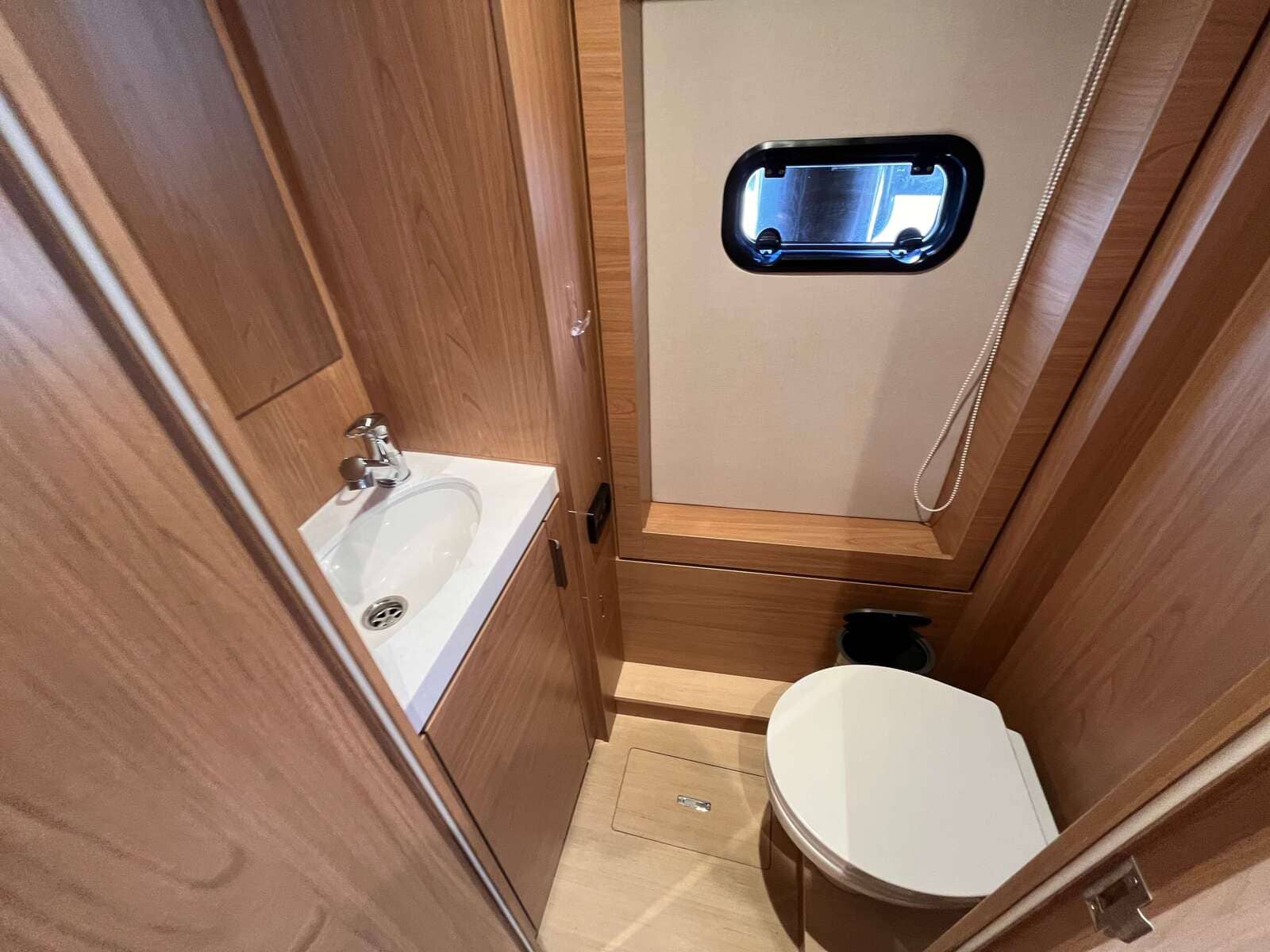 bali-46-noni-wc-3