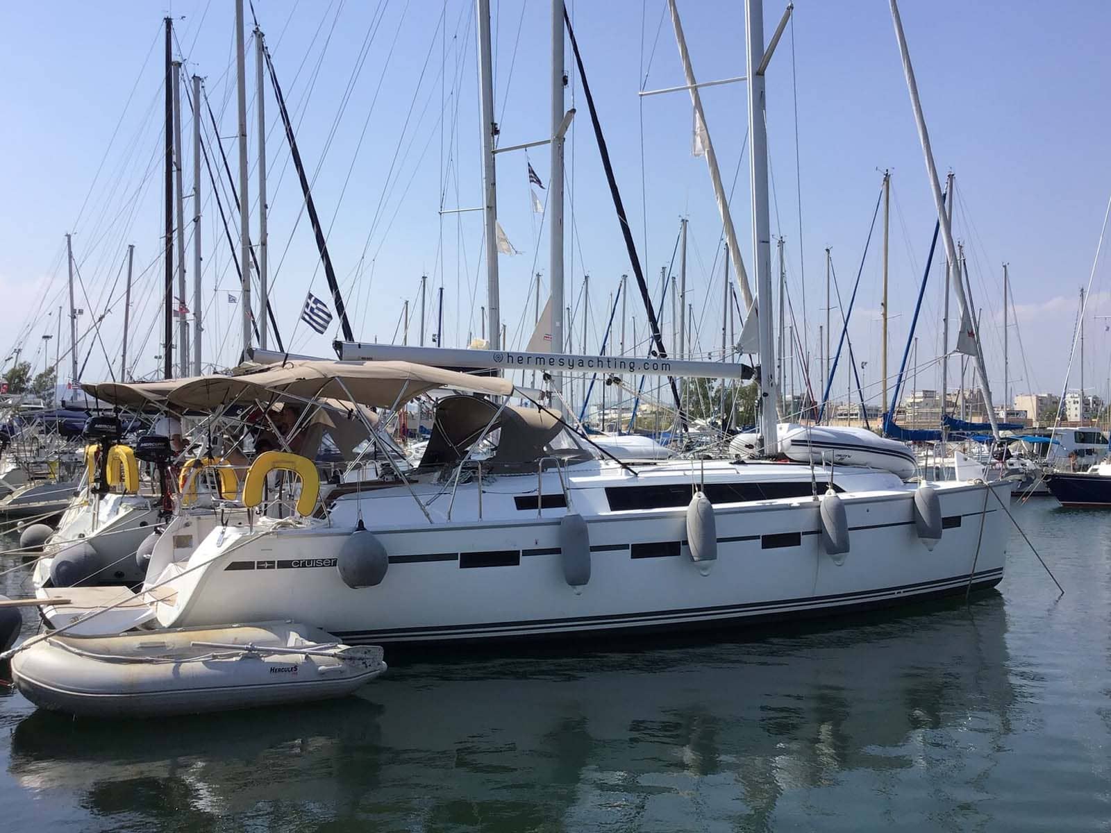 bavaria-cr41-leonidas-ext-1
