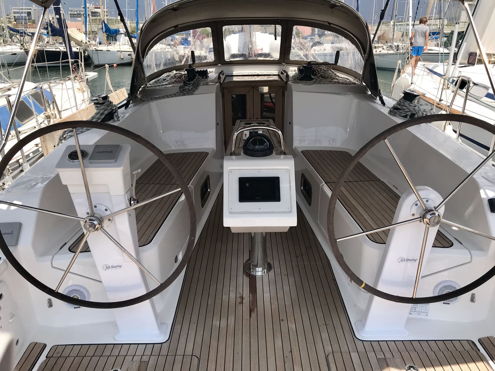 bavaria-cr41-leonidas-ext-4