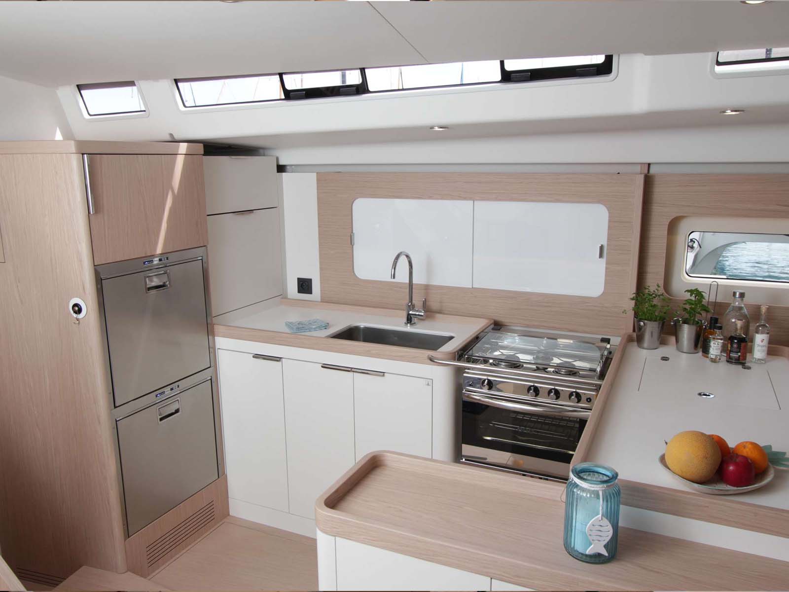 beneteau-first-53-on-y-va-int-3