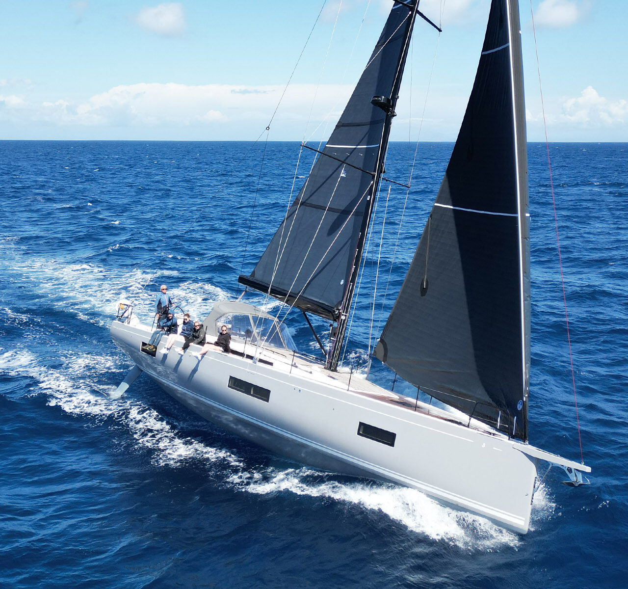 https://hermesyachting.com/wp-content/uploads/2026/03/beneteau-first-53-on-y-va-main-1280x1200.jpg