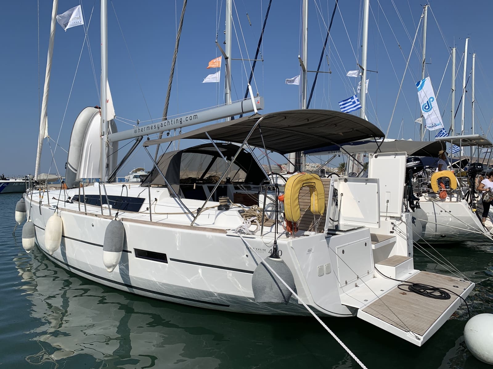 dufour-460-fishnchips-ext-6